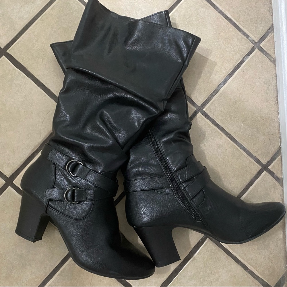 Black faux leather boots 8.5